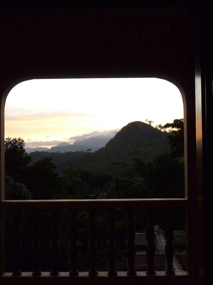 Copán Hotel La Escalinata المظهر الخارجي الصورة